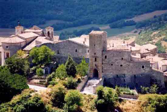Medieval suburb of Collepietro